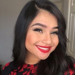 Meet your Posher, Diana